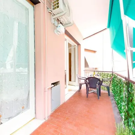 アパート Portofino City Center - Near Sea - Ac - Wi-fi ラッパロ