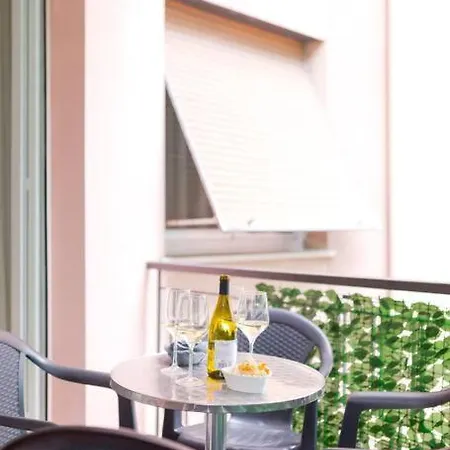 Portofino City Center - Near Sea - Ac - Wi-fi شقة